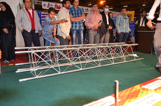 علیرضا پویافر :گزارش اختصاصی دهمین نمایشگاه کامپیوتر و موبایل : کودکان و نوجوانان کامیتکسی