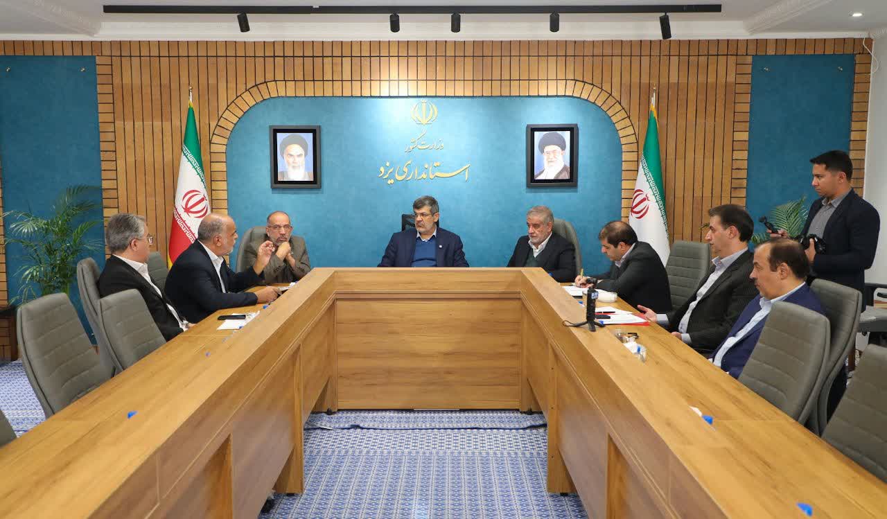 گره‌گشایی از پروژه‌های کلان آب و راه با هم‌افزایی دولت و مجلس/ تغییر راهبرد در نهضت ملی مسکن به نفع مردم